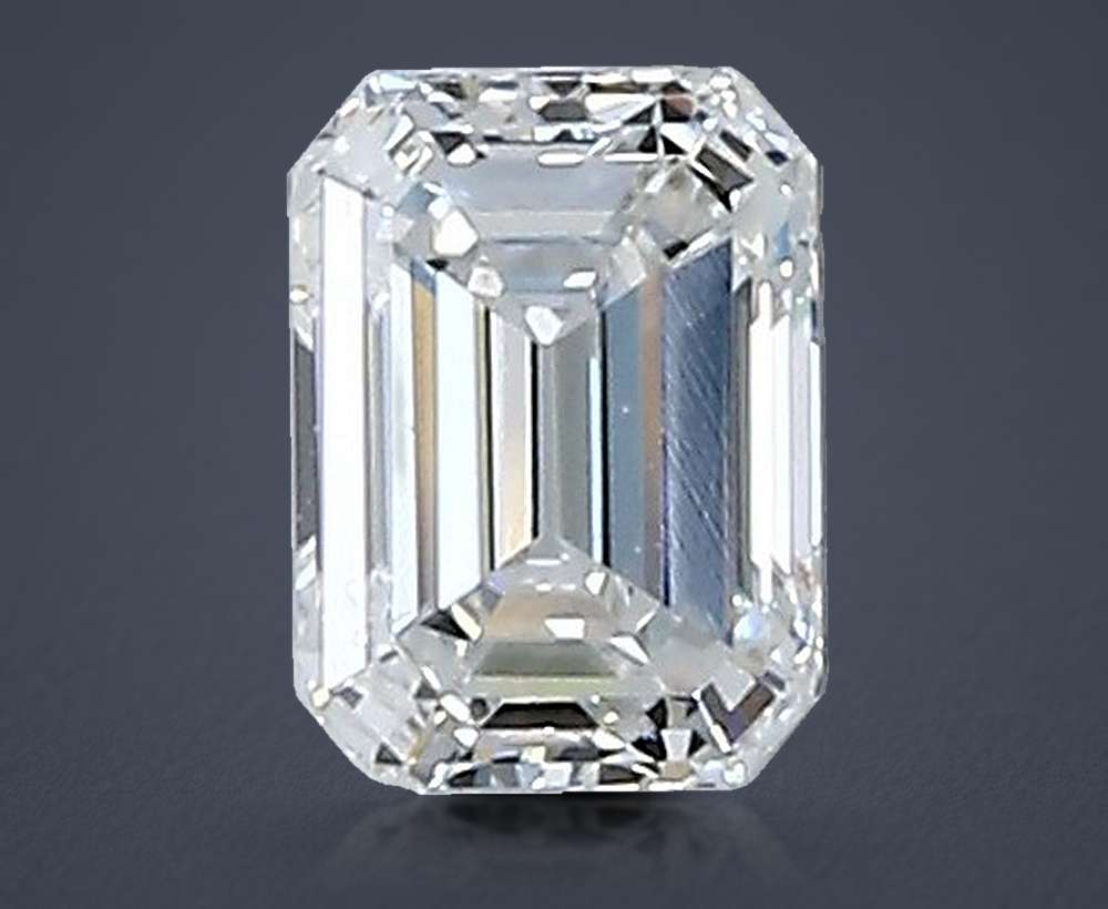 0.35 Carat Emerald Natural Diamond