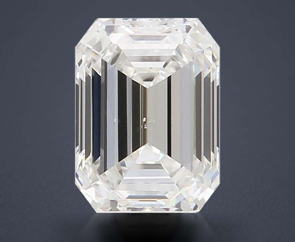 0.70 Carat Emerald Natural Diamond