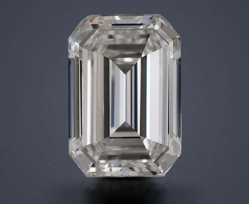 1.04 Carat Emerald Natural Diamond