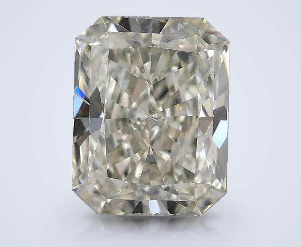 0.40 Carat Radiant Natural Diamond