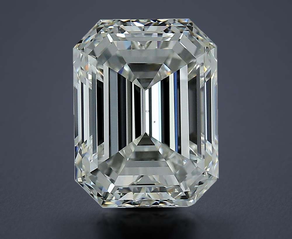 6.02 Carat Emerald Natural Diamond