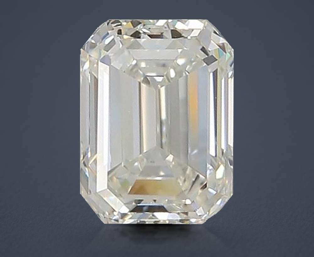 2.01 Carat Emerald Natural Diamond