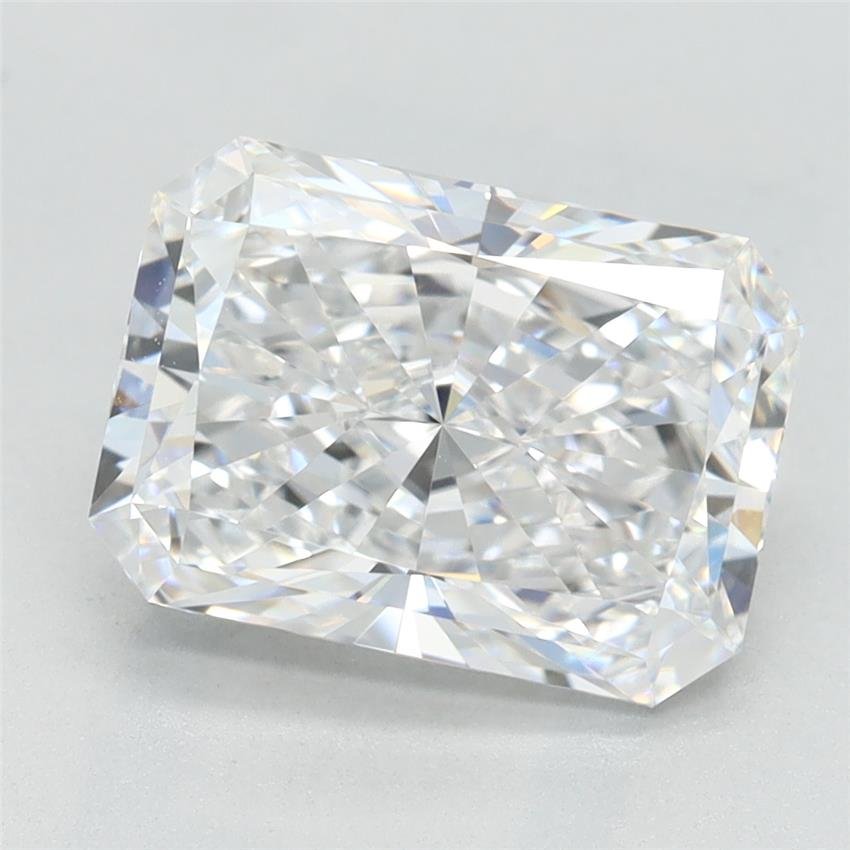 2.67ct D VVS1 Rare Carat Ideal Cut Radiant Lab Grown Diamond