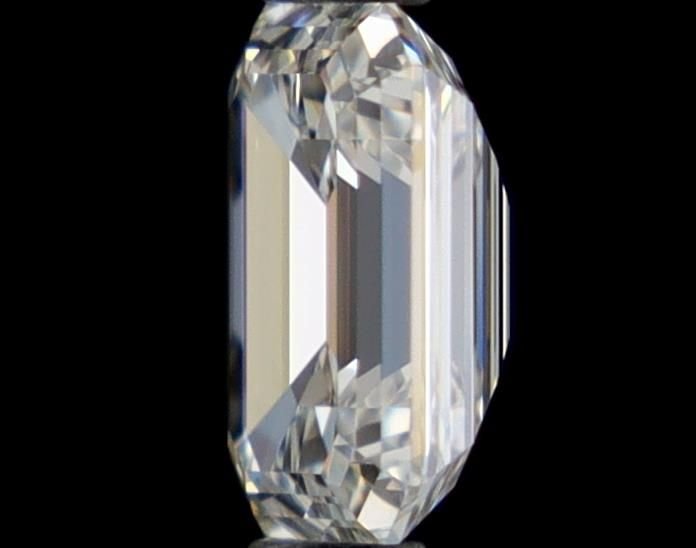 0.80 Carat Emerald Natural Diamond
