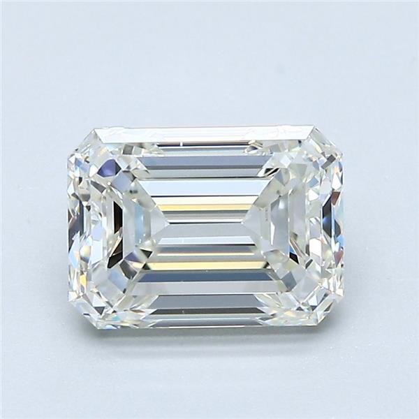 2.00 Carat Emerald Natural Diamond