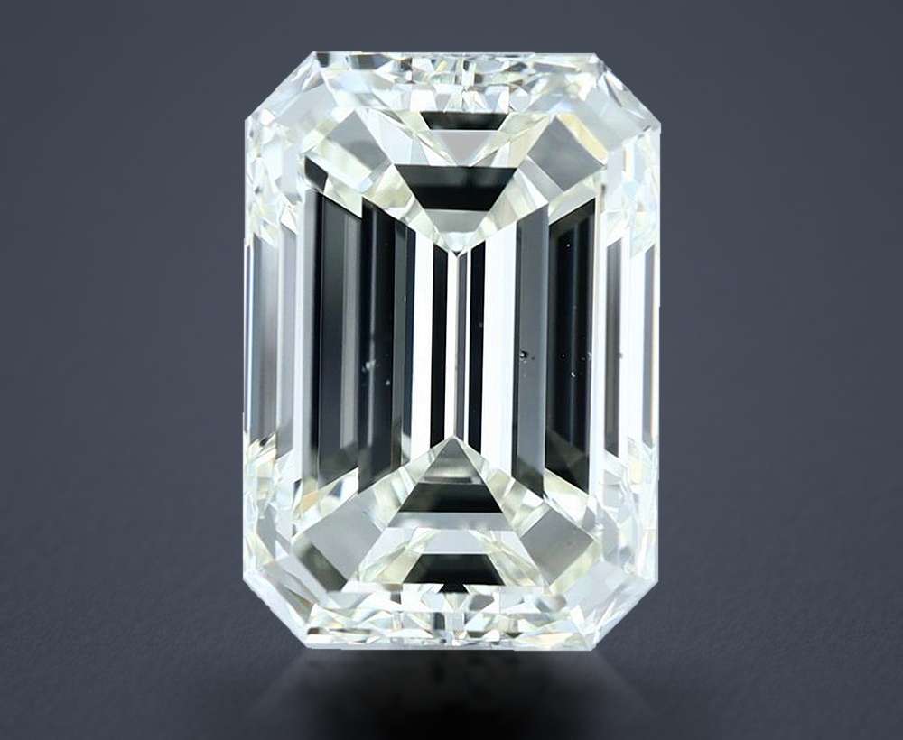 5.02 Carat Emerald Natural Diamond