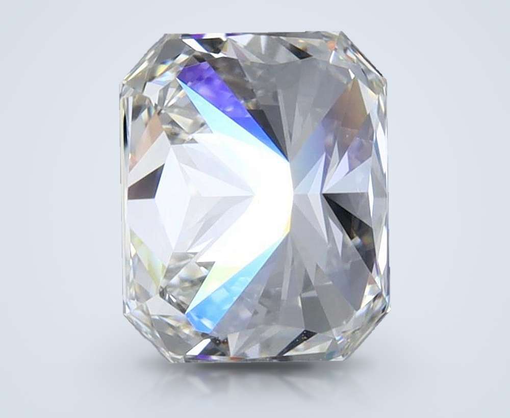 0.92 Carat Radiant Natural Diamond