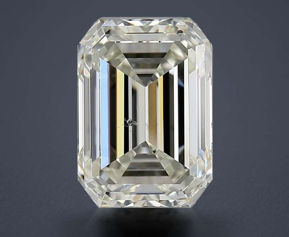 2.20 Carat Emerald Natural Diamond