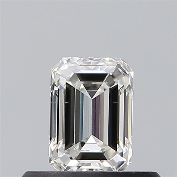 0.40 Carat Emerald Natural Diamond