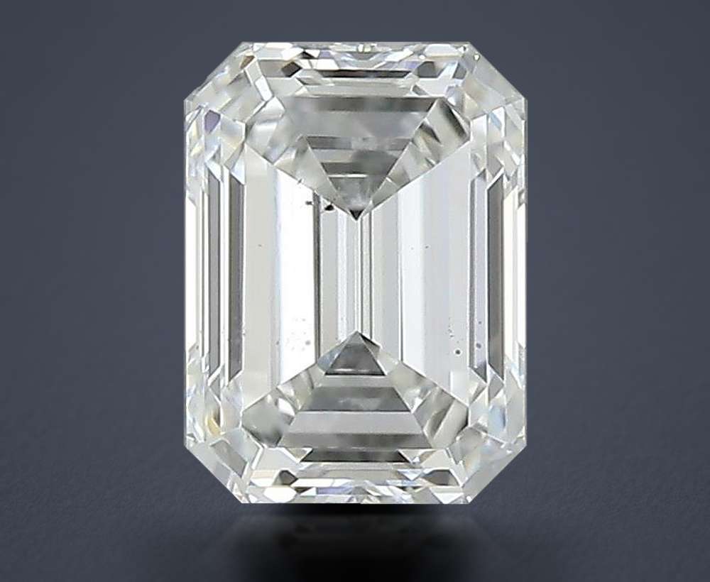 0.40 Carat Emerald Natural Diamond