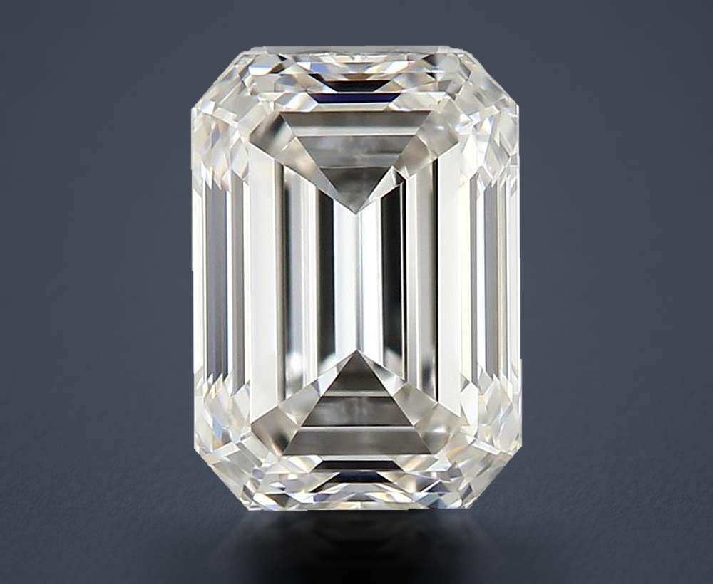 0.60 Carat Emerald Natural Diamond