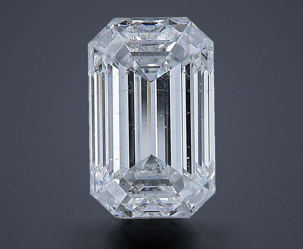 2.10 Carat Emerald Natural Diamond
