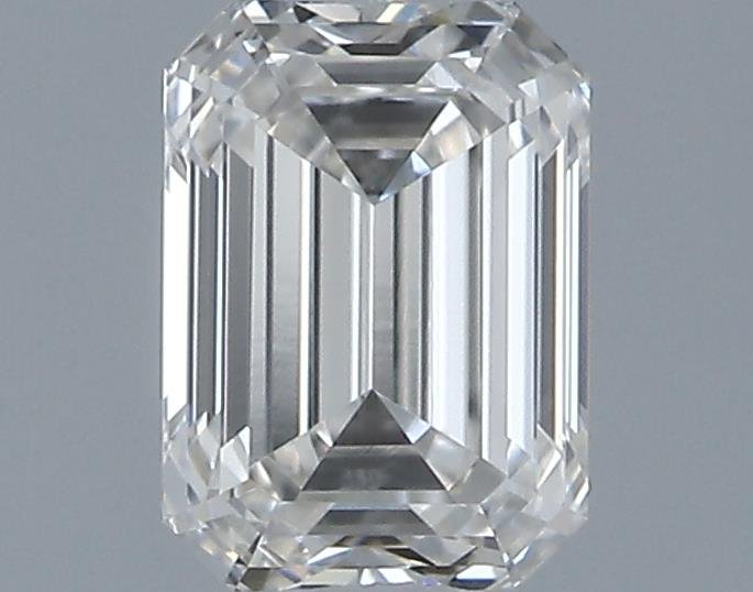 0.32 Carat Emerald Natural Diamond