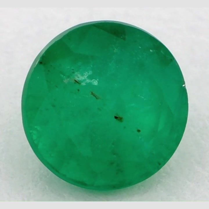 1.36 Carat Green Round Emerald
