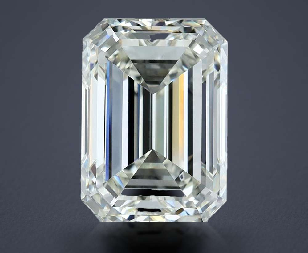 5.01 Carat Emerald Natural Diamond