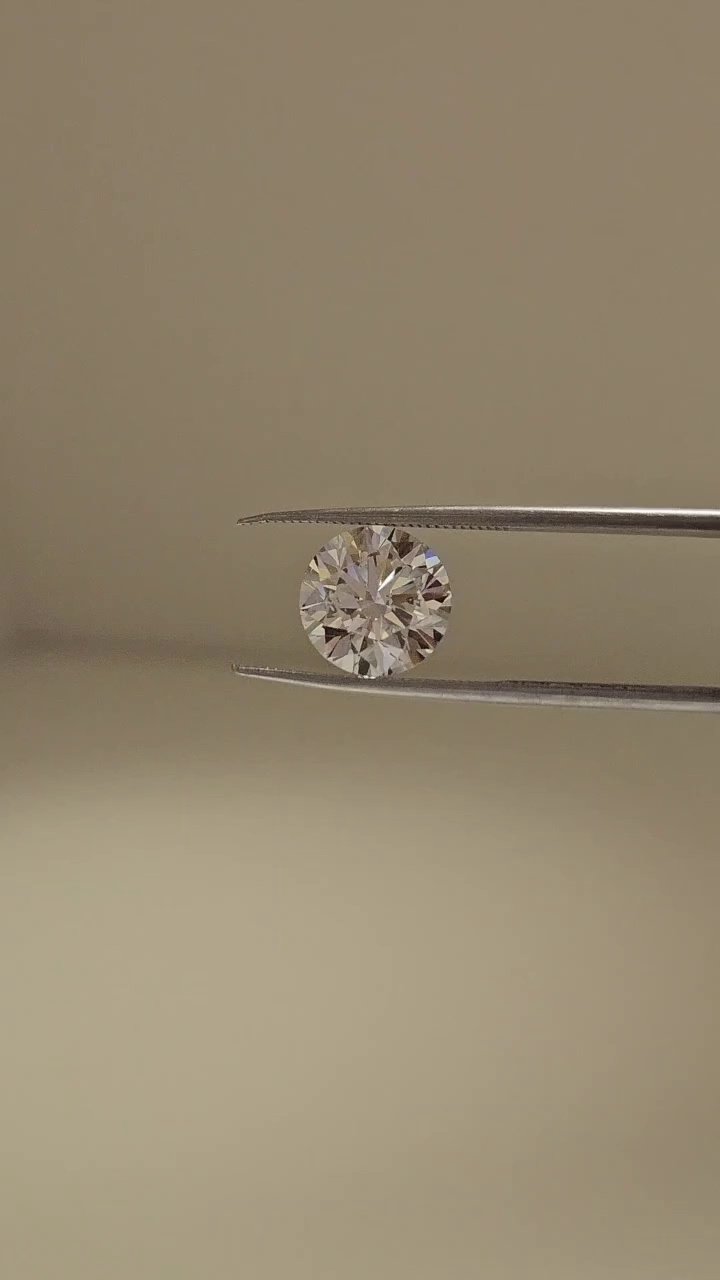 2.01ct F SI2 Rare Carat Ideal Cut Round Diamond