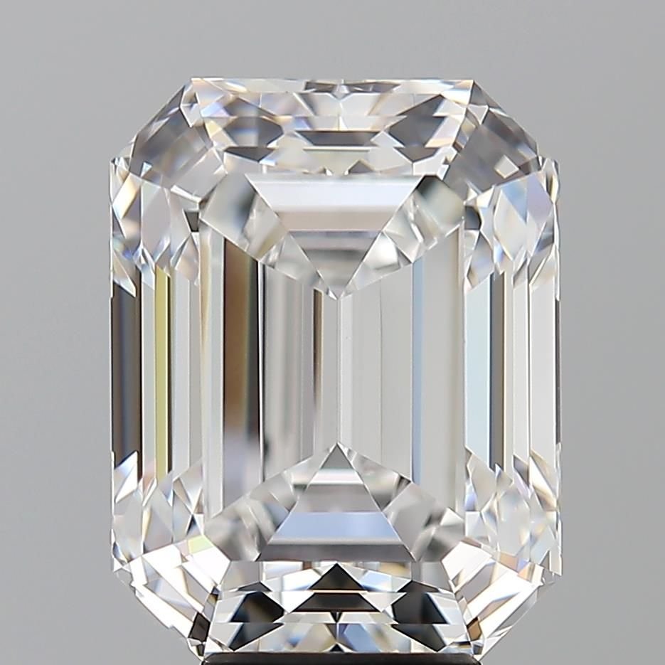 7.07 Carat Emerald Natural Diamond