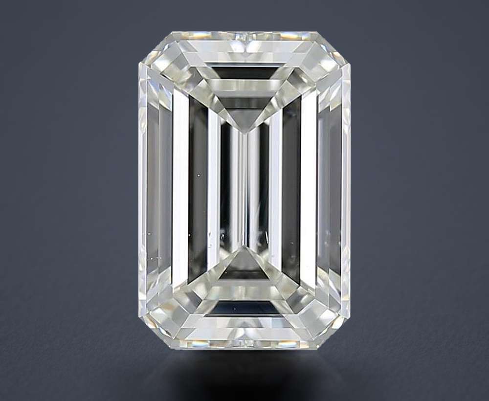 5.08 Carat Emerald Natural Diamond