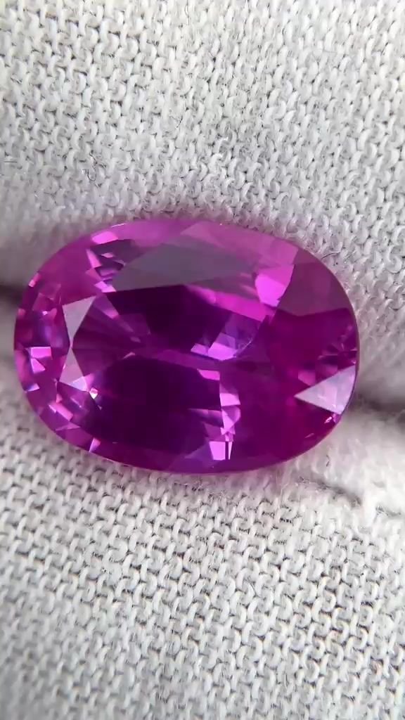 5.22 Carat Pink Oval Sapphire