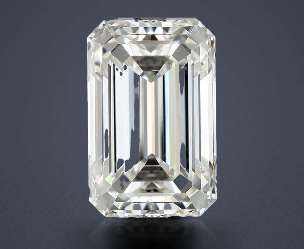 5.01 Carat Emerald Natural Diamond