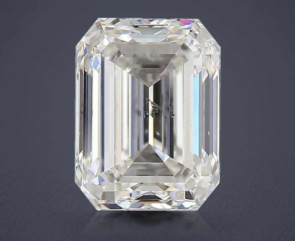 1.57 Carat Emerald Natural Diamond