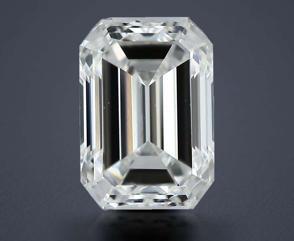 0.30 Carat Emerald Natural Diamond
