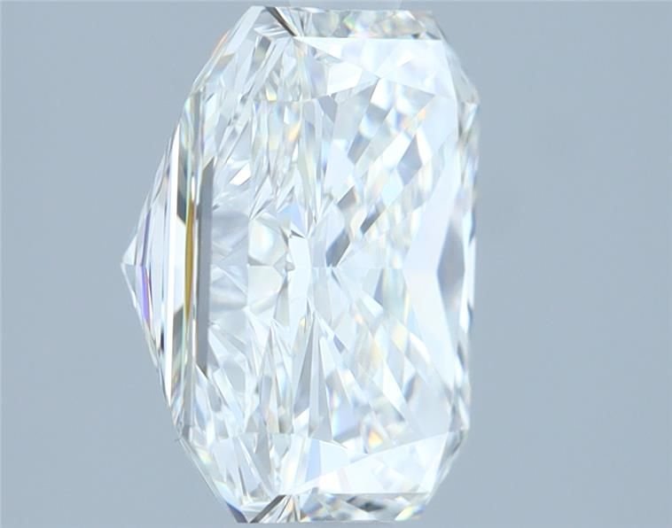 3.04ct I VVS2 Rare Carat Ideal Cut Radiant Diamond