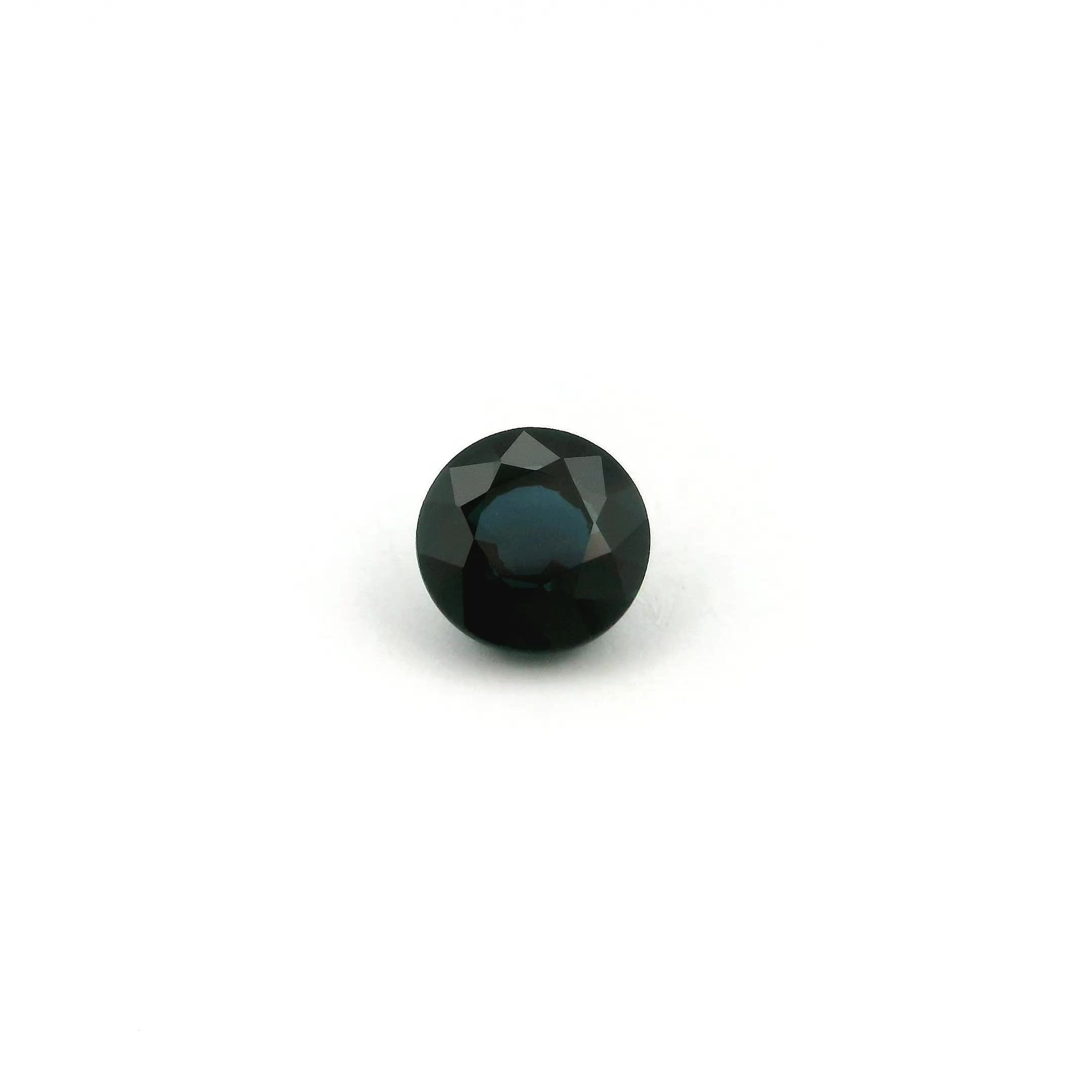 0.89 Carat Vivid Blue Round Sapphire