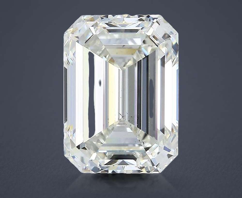 5.03 Carat Emerald Natural Diamond