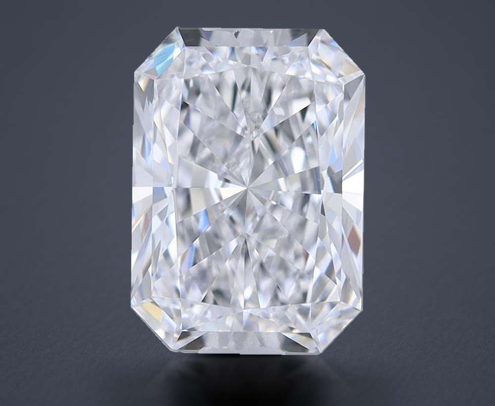 0.90 Carat Radiant Lab Diamond
