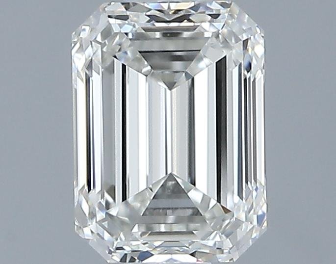 0.90 Carat Emerald Natural Diamond