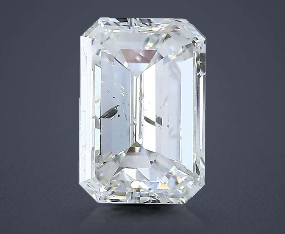 2.02 Carat Emerald Natural Diamond