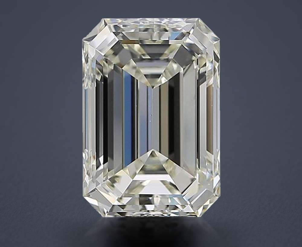 5.01 Carat Emerald Natural Diamond