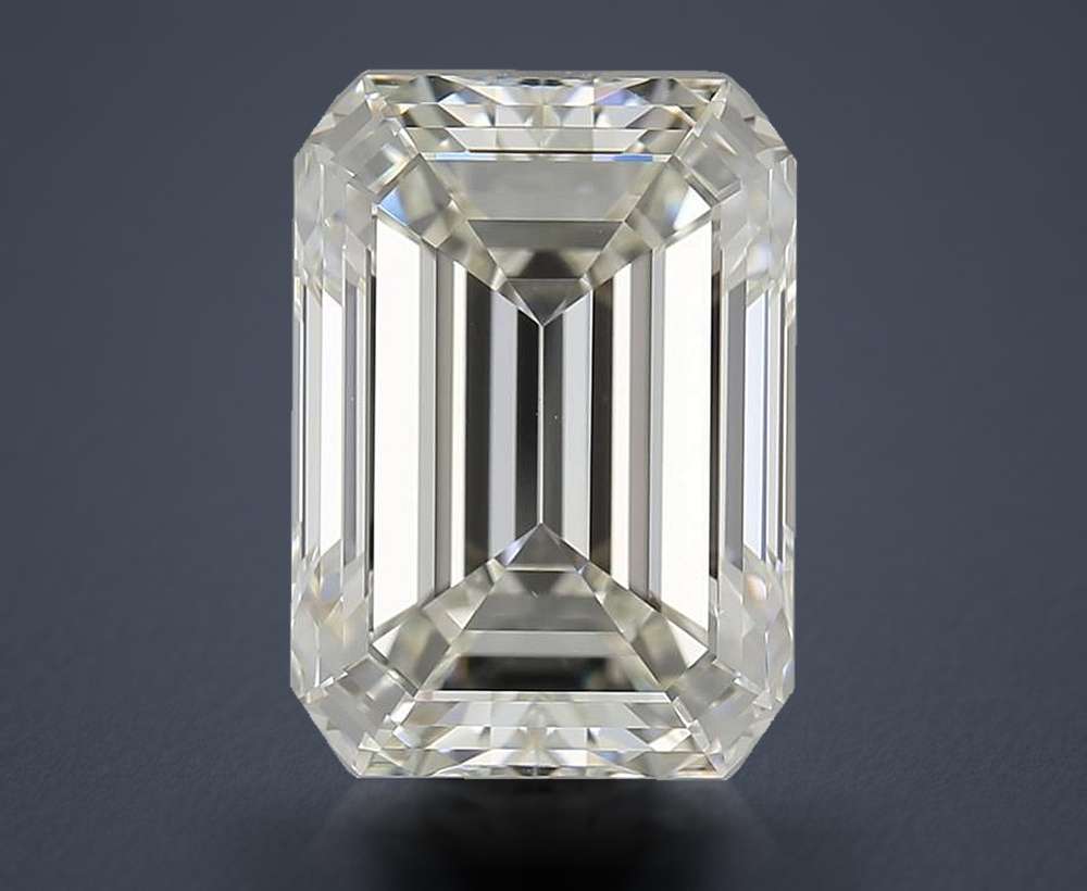 4.50 Carat Emerald Natural Diamond