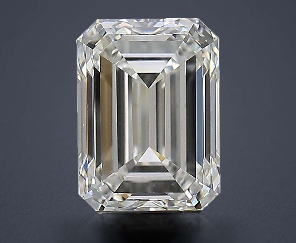 2.01 Carat Emerald Natural Diamond