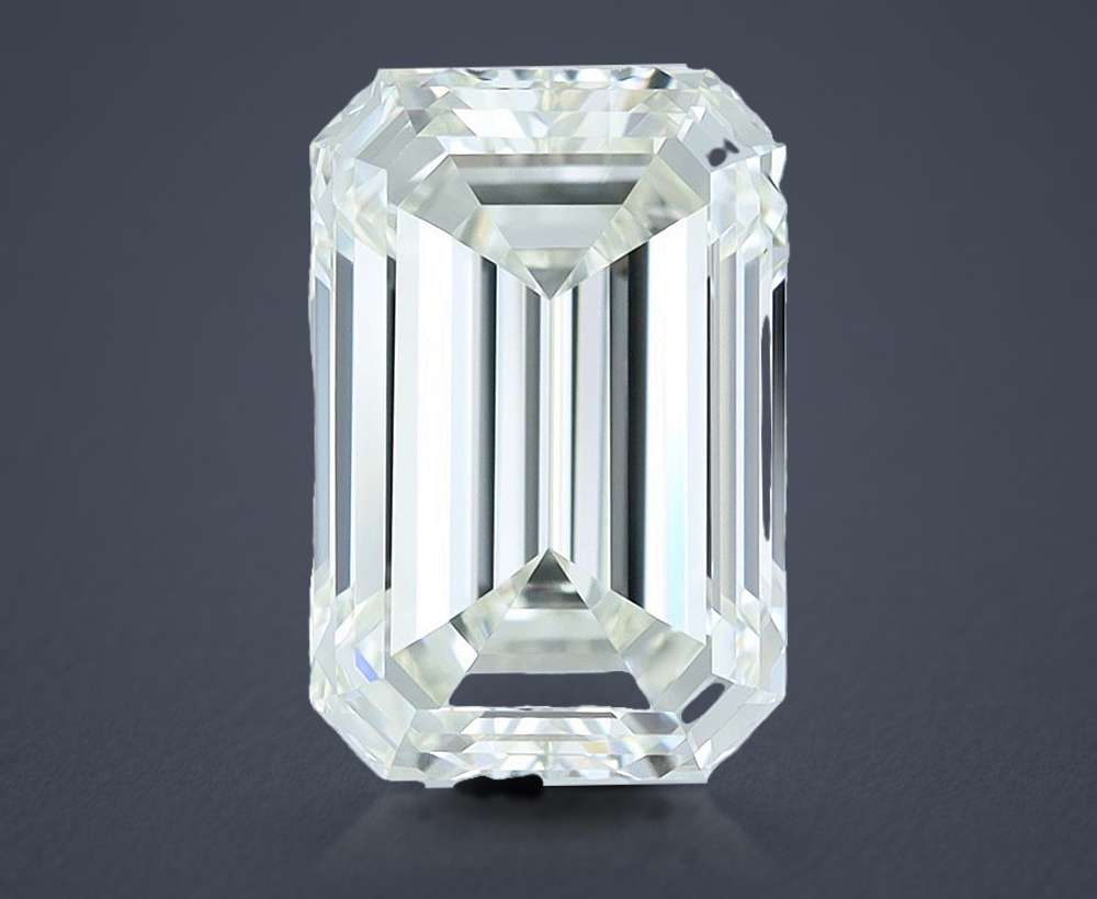 2.01 Carat Emerald Natural Diamond