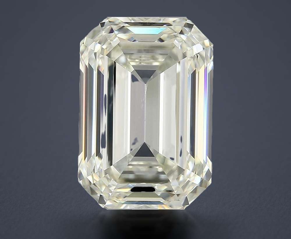 8.86 Carat Emerald Natural Diamond