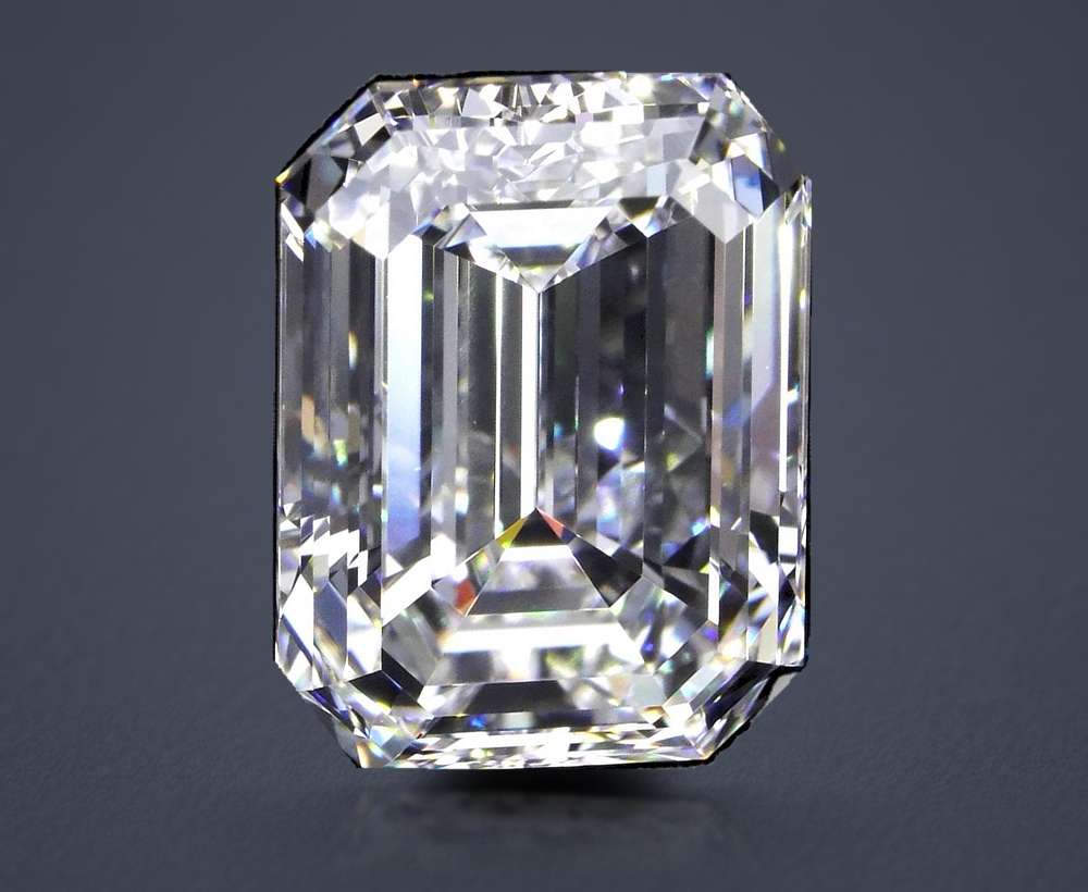 8.41 Carat Emerald Natural Diamond