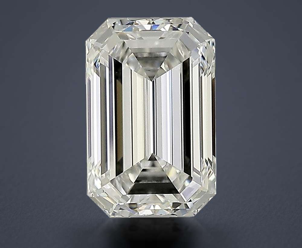 2.01 Carat Emerald Natural Diamond