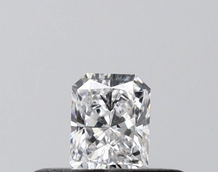 0.23 Carat Radiant Lab Diamond
