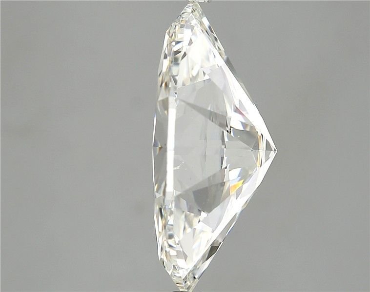 7.01ct I SI1 Rare Carat Ideal Cut Oval Diamond