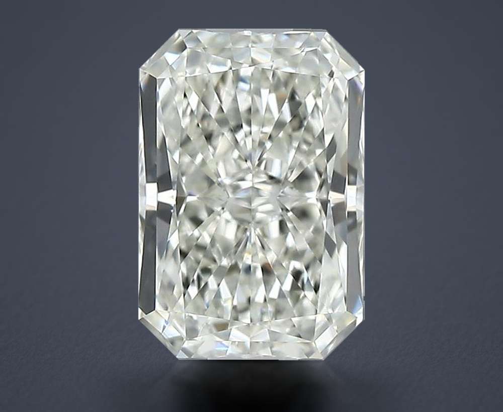 0.90 Carat Radiant Natural Diamond