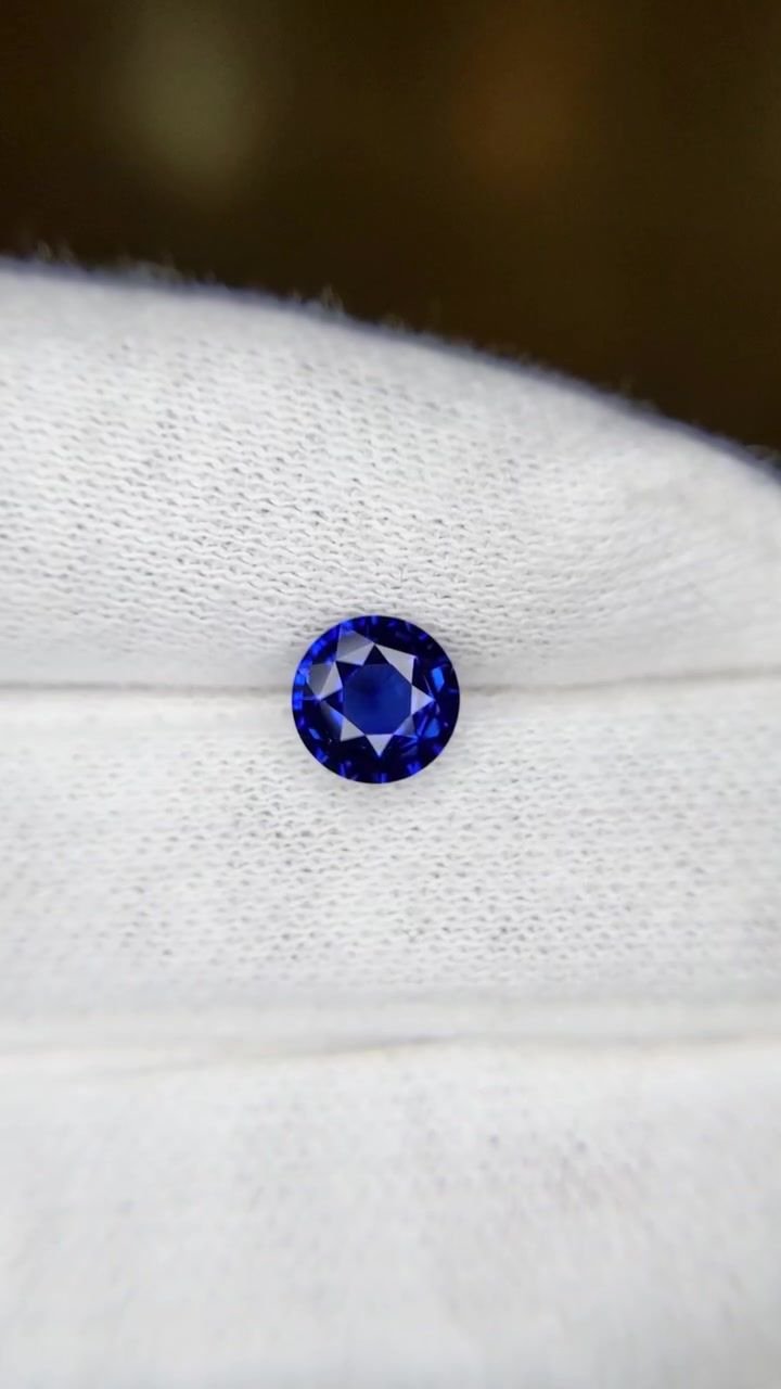 1.14 Carat Blue Round Sapphire