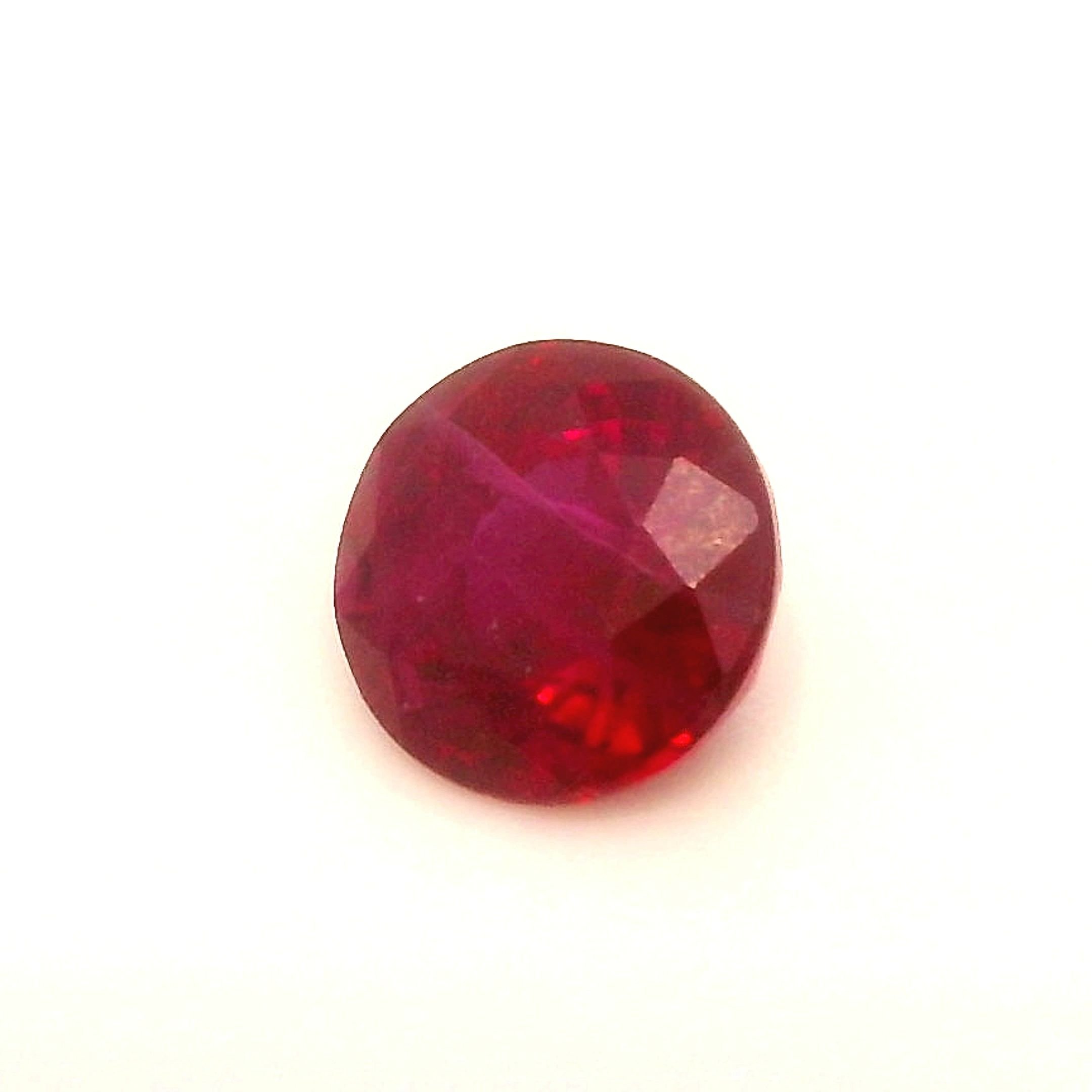 0.51 Carat Intense Red Round Ruby