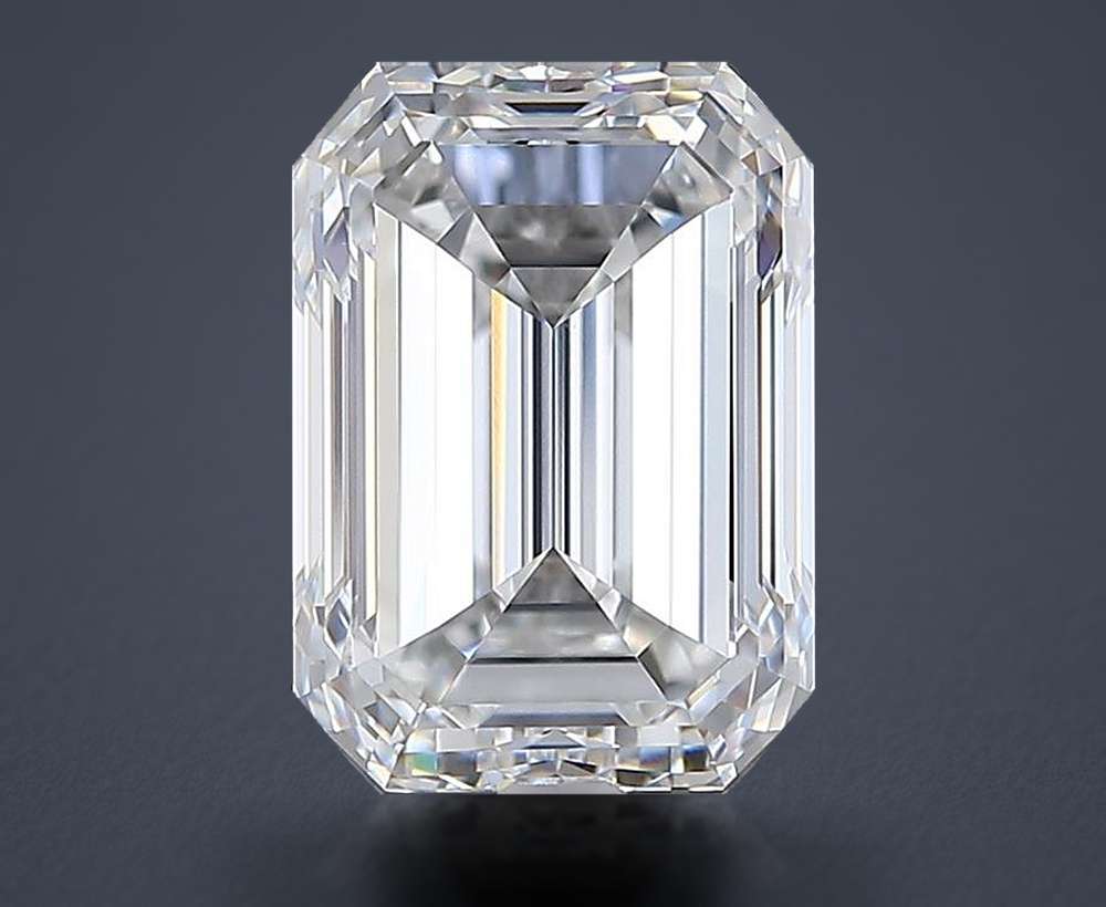 3.01 Carat Emerald Natural Diamond