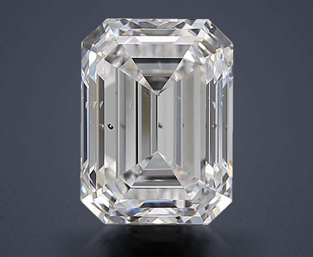 1.90 Carat Emerald Natural Diamond