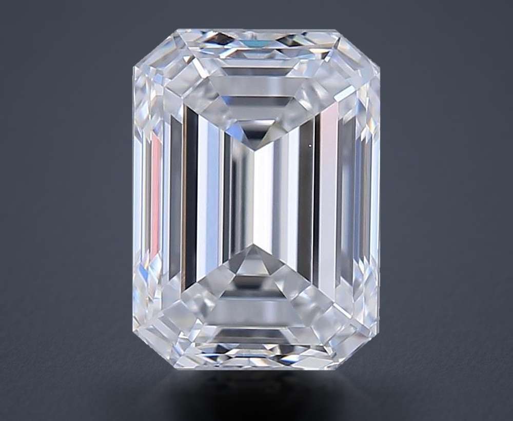 0.70 Carat Emerald Natural Diamond