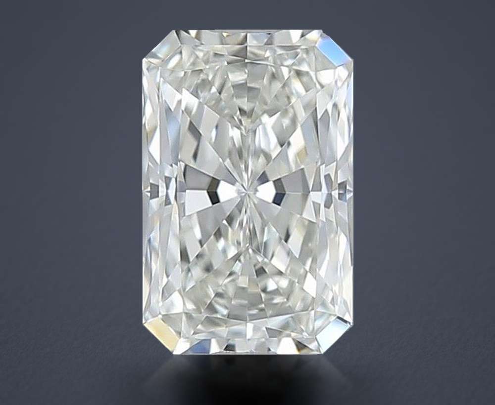 0.30 Carat Radiant Natural Diamond