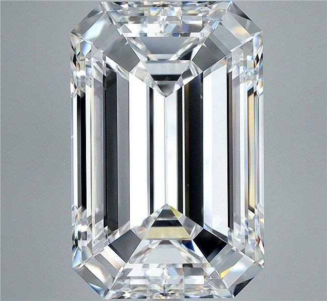 8.88ct F VS2 Excellent Cut Emerald Diamond