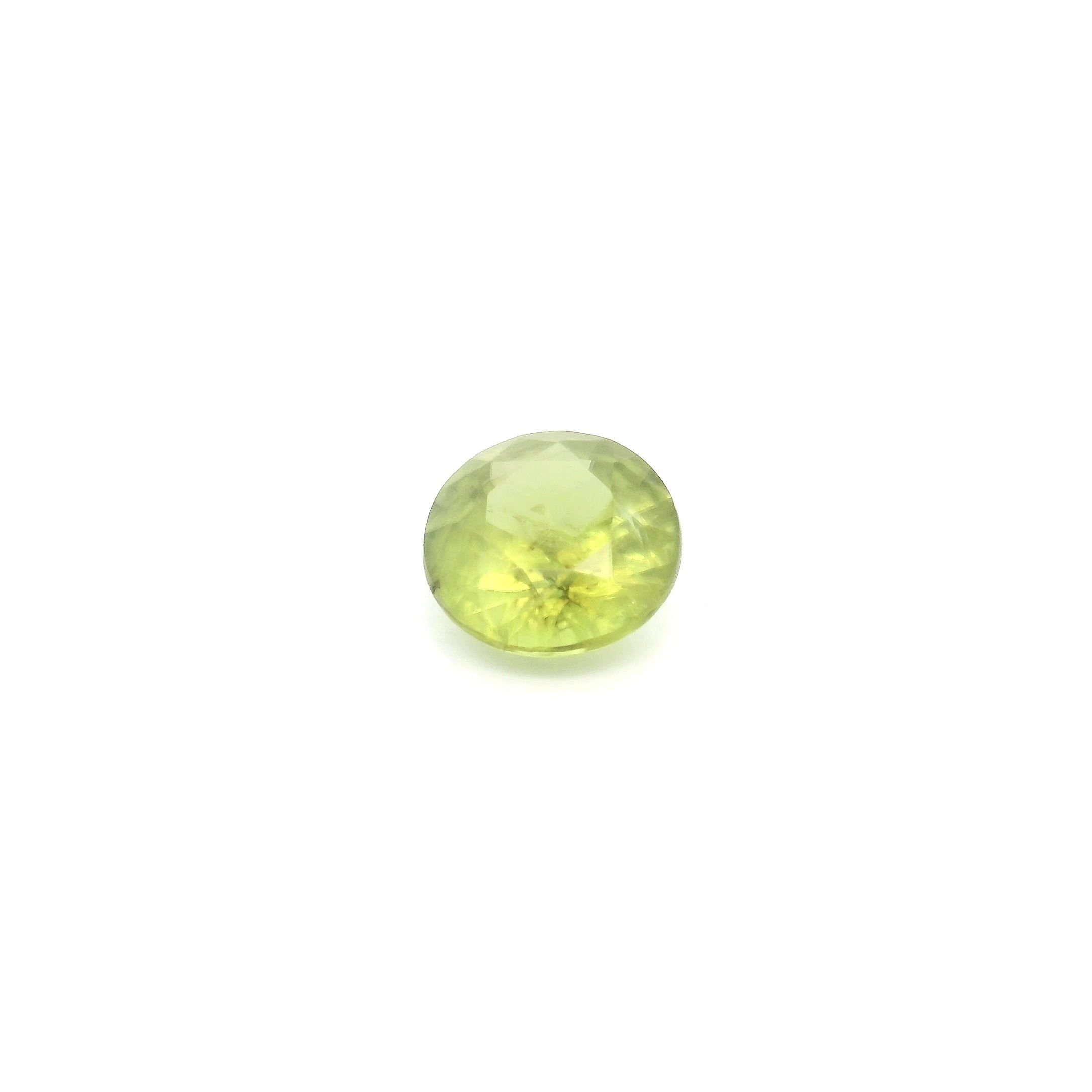 0.95 Carat Green Round Sapphire